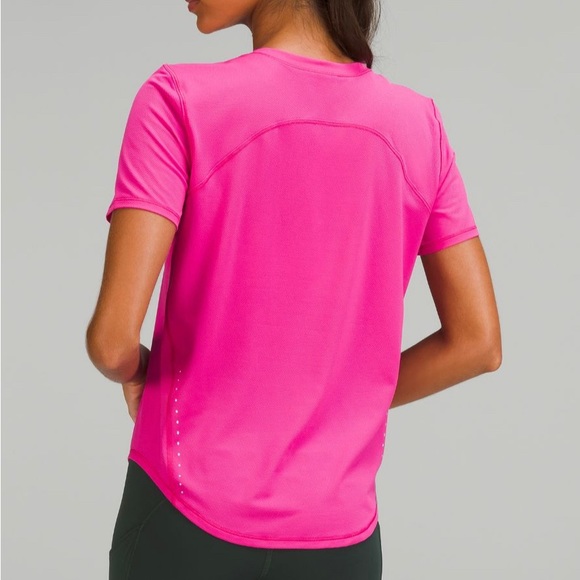 Lululemon High-Neck Running and training Tee - Picture 3 of 6